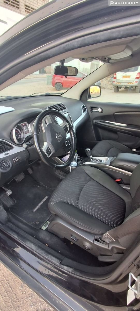 Dodge Journey 2011 SE black automatic — Tel Aviv, Israel