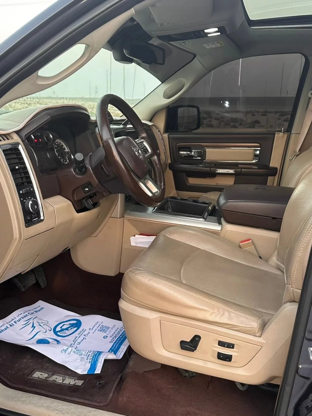 Dodge Ram Laramie 2014 5.7 — Дубай, ОАЭ