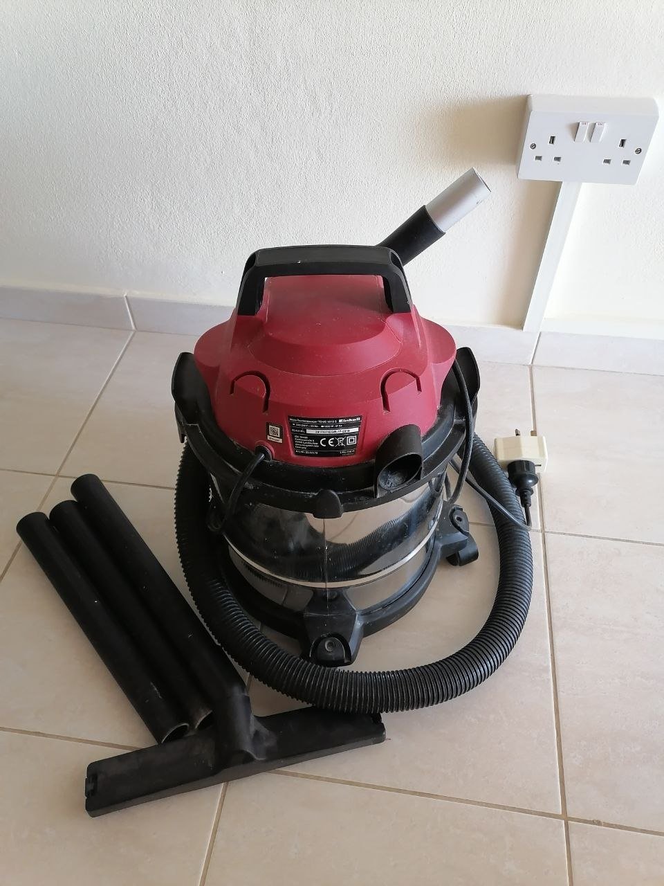 Строительный пылесос Einhell для сухой и влажной уборки — б/у — Лимасол, Кипр