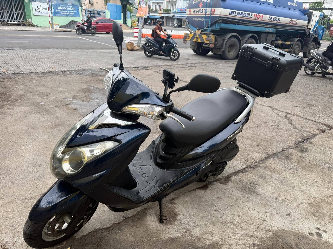 Moto Excel 2007 en excelente estado, automática — excelente — Nha Trang, Vietnam