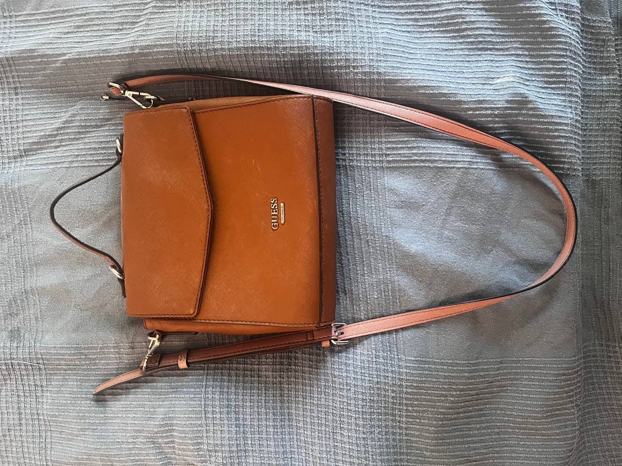 حقيبة جلد Ferragamo — نوفي ساد, صربيا
