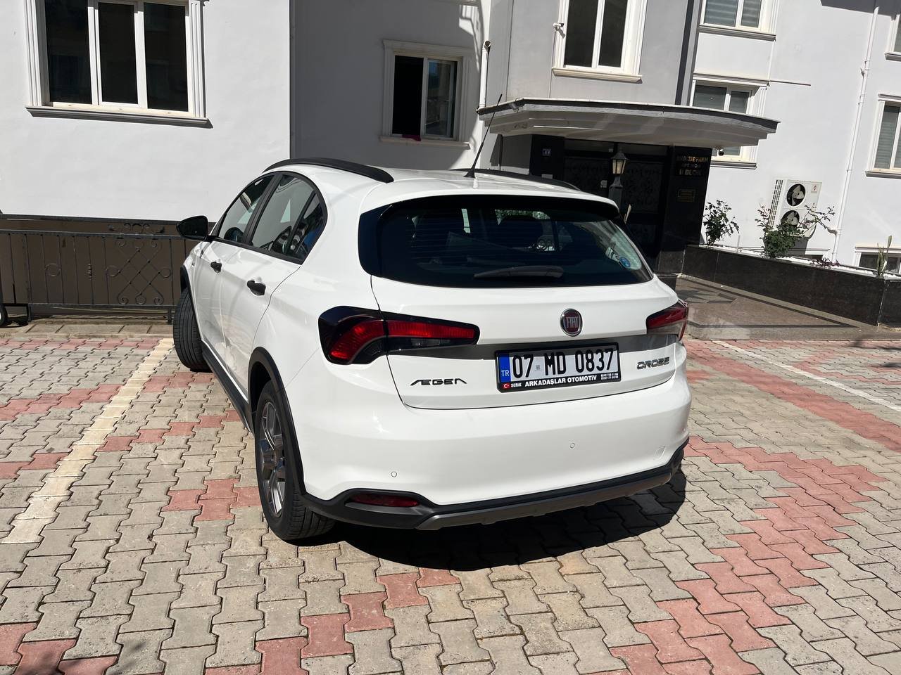 Fiat Egea Cross 2022, 35 000 км, на гарантии — как новый — Аланья, Турция