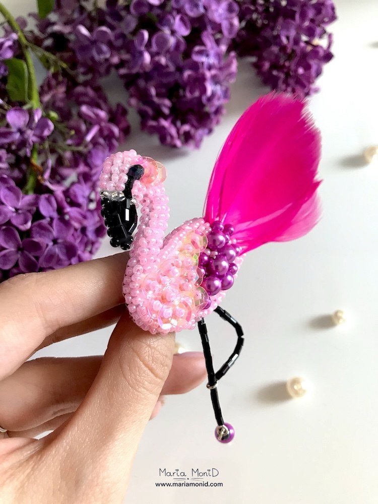 Broche de flamenco hecho a mano (cuentas rosas) — Batumi, Georgia Broche de flamenco hecho a mano (cuentas rosas) — nuevo — Batumi, Georgia