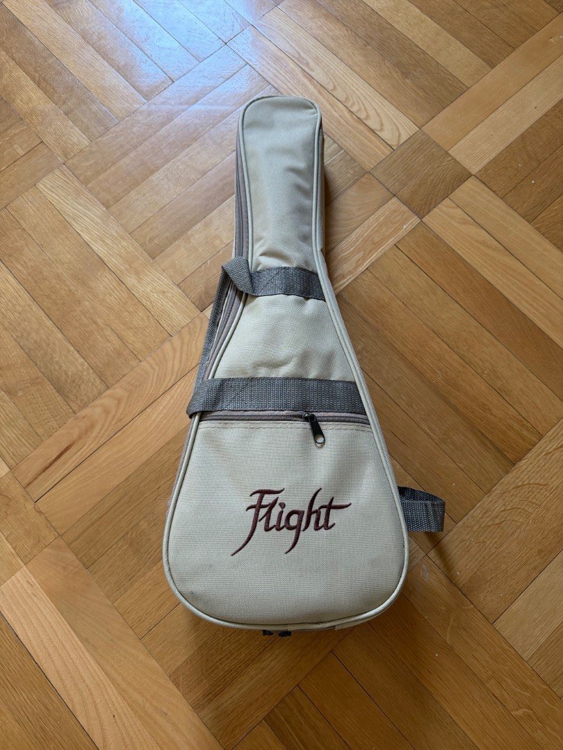 Укулеле Flight NUC310 с чехлом — Белград, Сербия Укулеле Flight NUC310 с чехлом — идеальное — Белград, Сербия