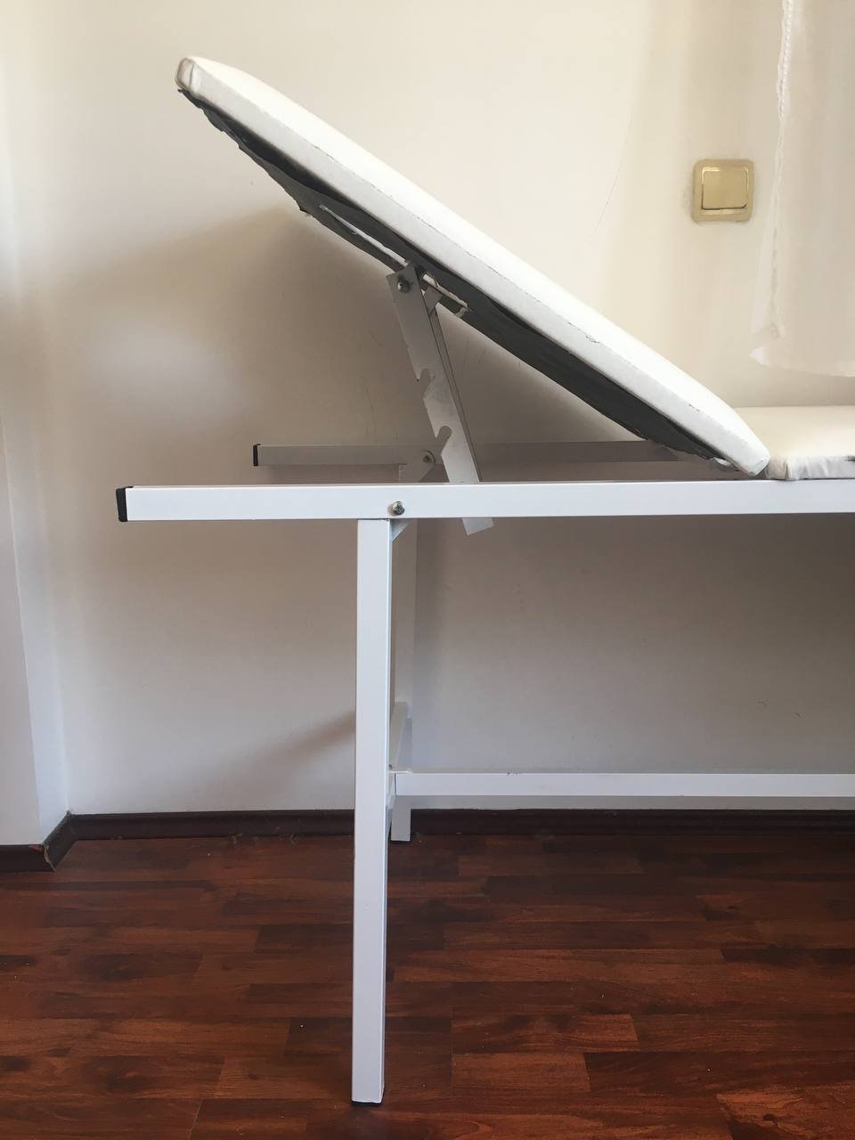 Folding massage table, white (Lara) — working condition — Antalya, Turkey