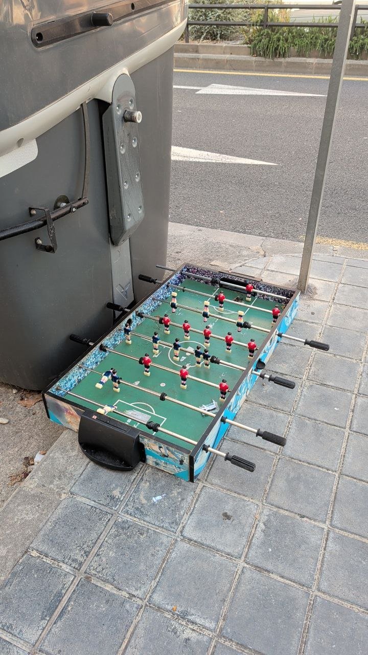 Foosball table for sale — Valencia, Spain