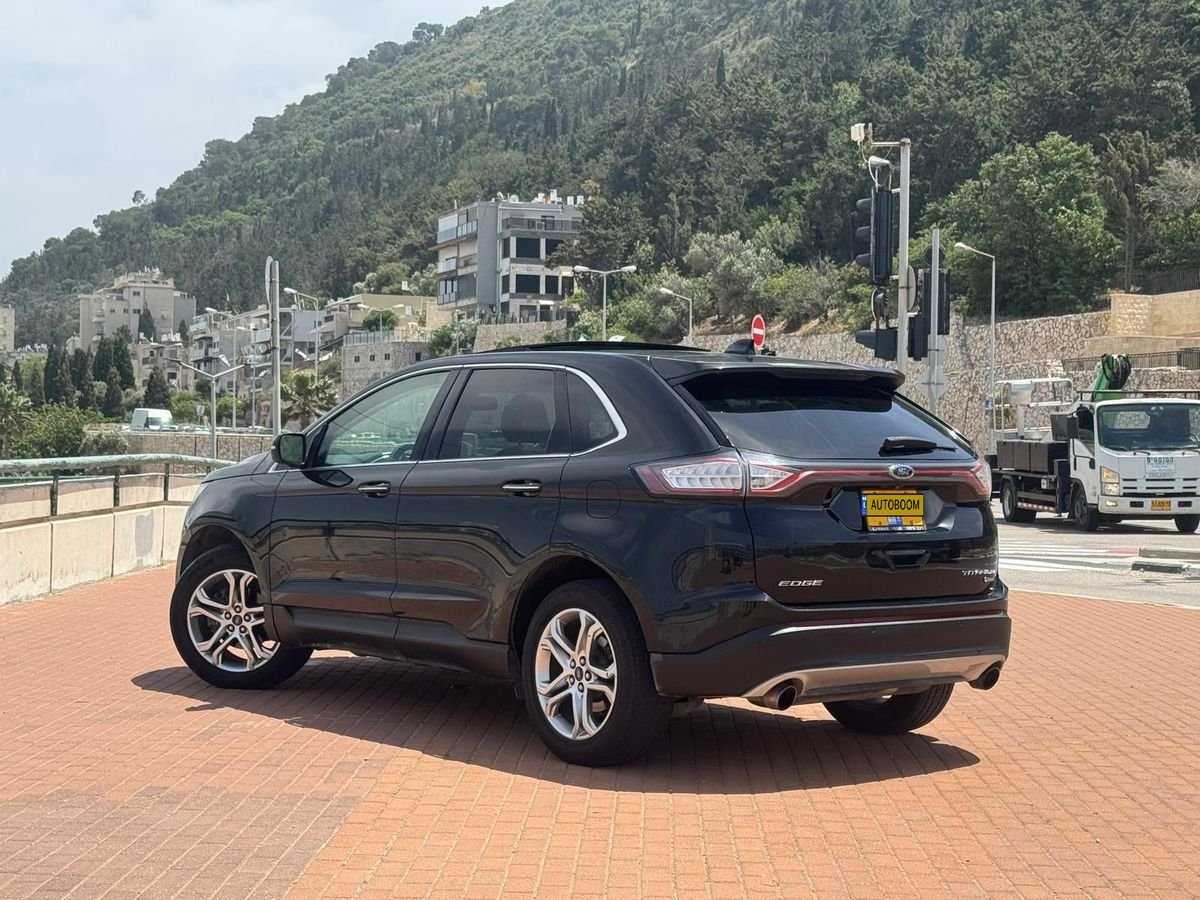 Ford Edge 2018 Titanium, automatic, gasoline 2.0, 108000 km — Haifa, Israel