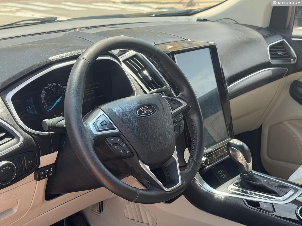 Ford Edge 2018 Titanium, automatic, gasoline 2.0, 108000 km — Haifa, Israel