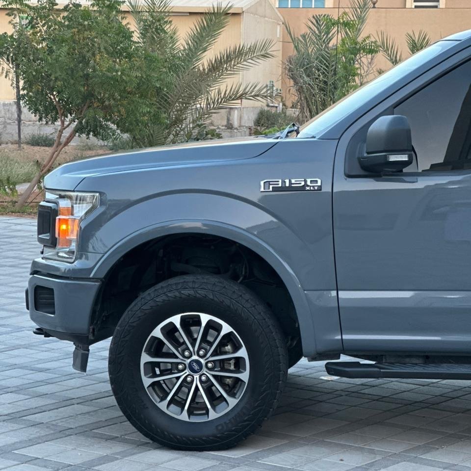 Ford F-150 XLT 2019 5.0 (ввоз США) — б/у — Дубай, ОАЭ