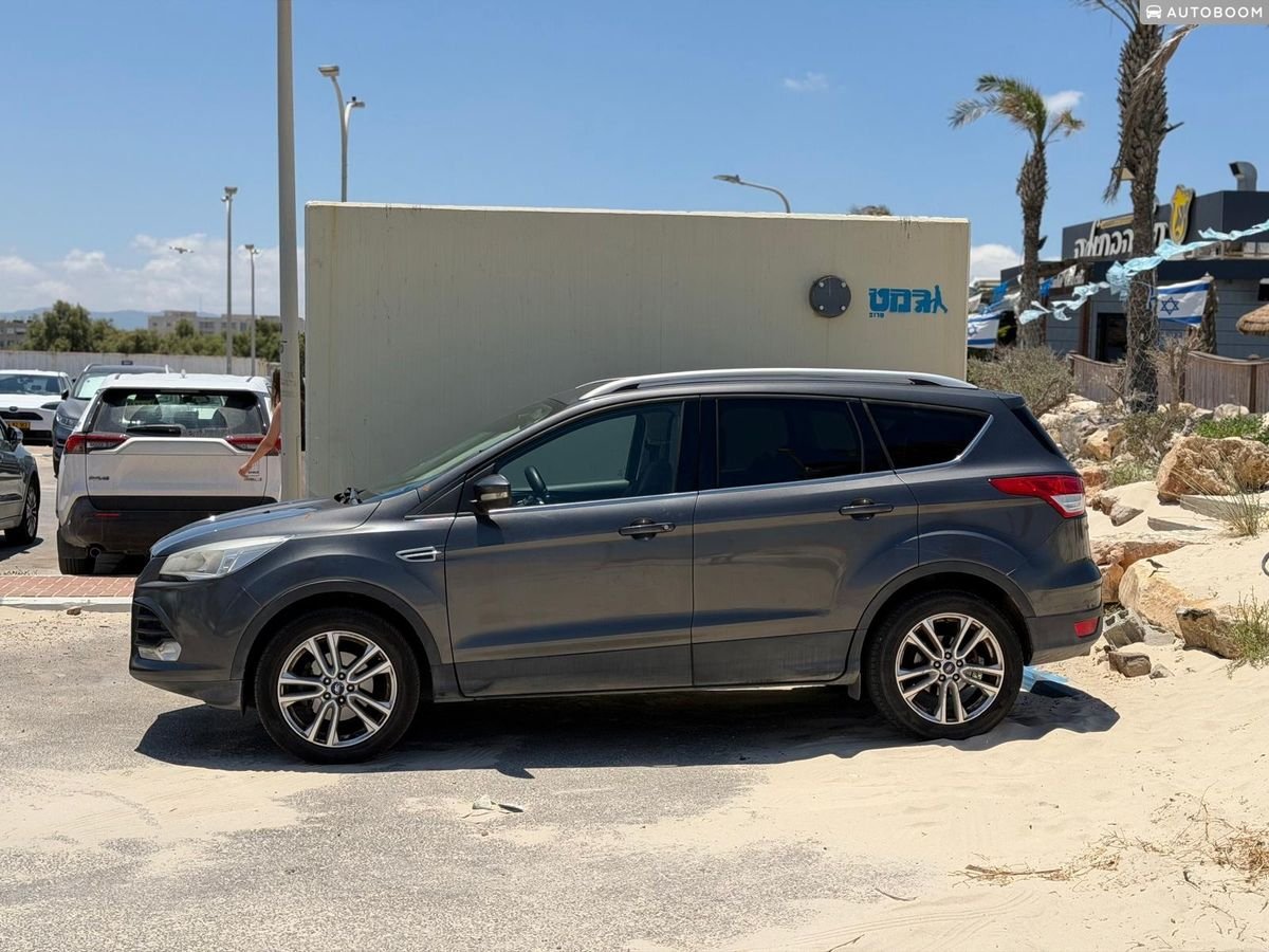 Ford Kuga Titanium 2016 gray automatic 1.5 petrol — Tel Aviv, Israel