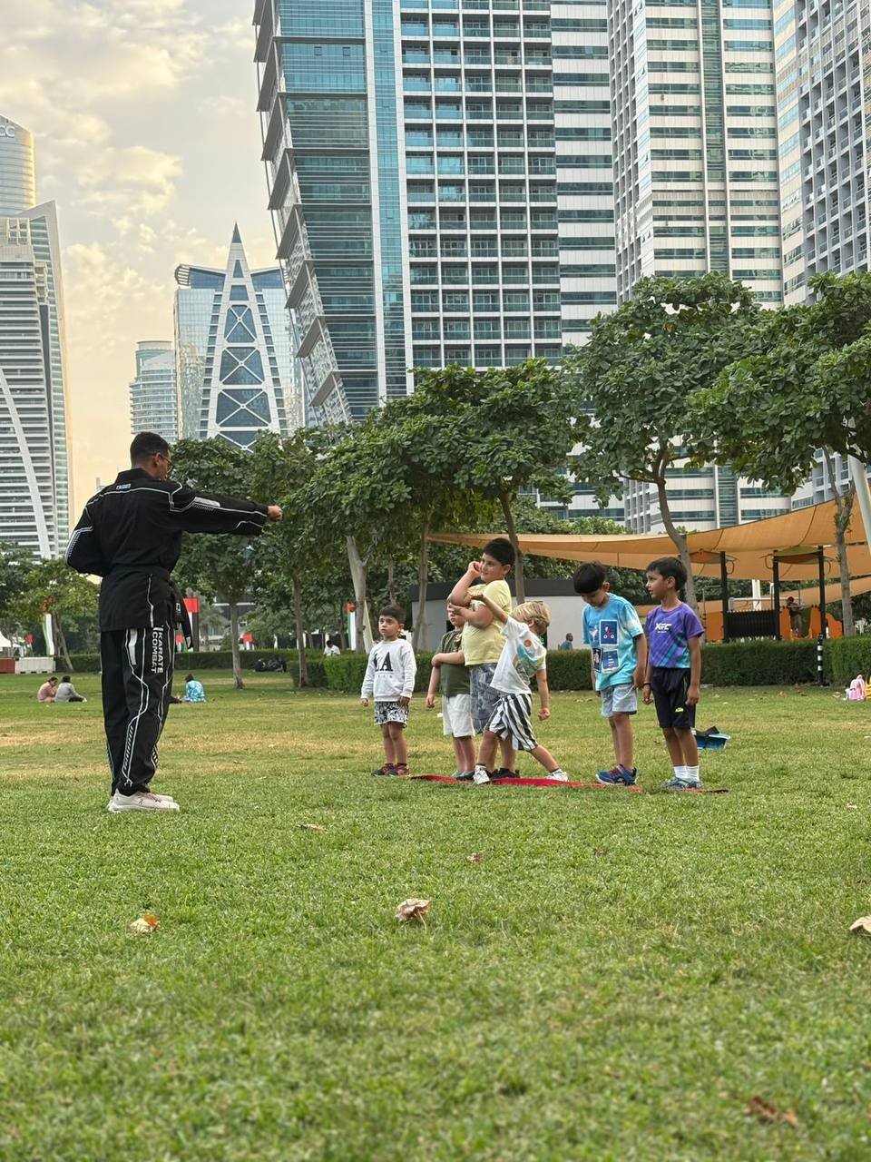 دروس كاراتيه مجانية للأطفال في JLT — دبي, الإمارات دروس كاراتيه مجانية للأطفال في JLT — دبي, الإمارات