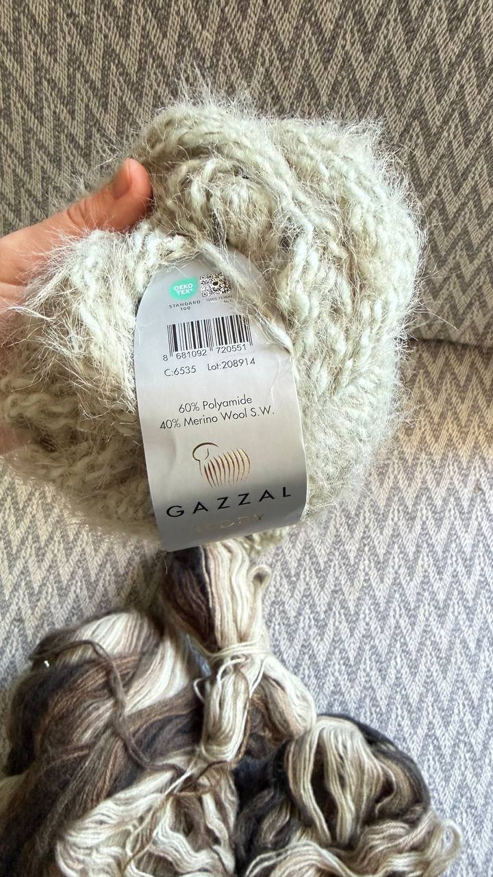 خيوط Gazzal Teddy 150 جم (رمادي فاتح، تدرّج بني) — مستعمل — باتومي, جورجيا