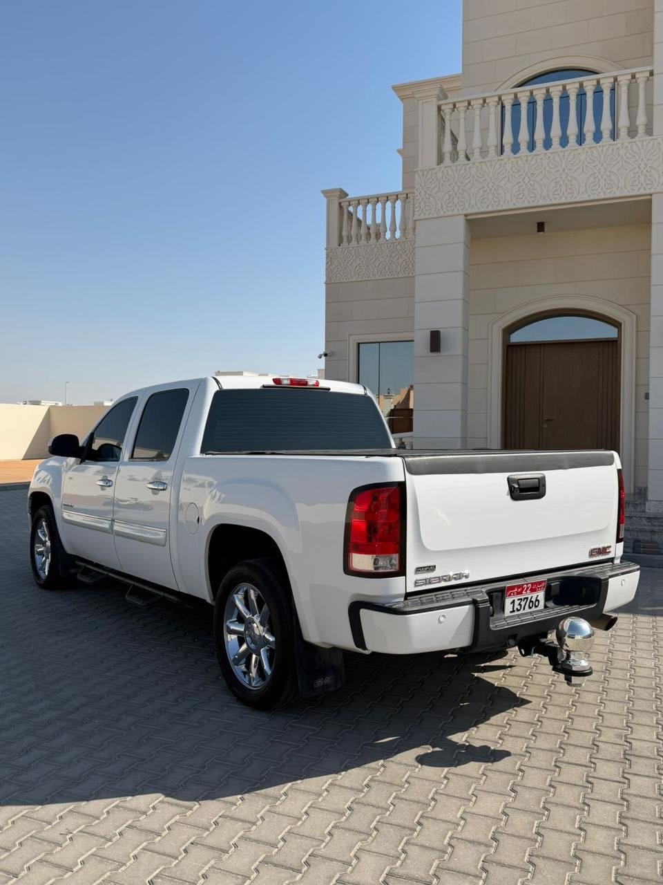 GMC Denali Sierra 2011 (GCC) — 35 000 AED — Дубай, ОАЭ GMC Denali Sierra 2011 (GCC) — 35 000 AED — состояние агентства — Дубай, ОАЭ