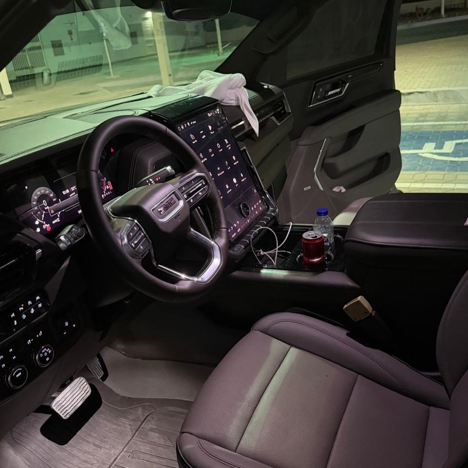 GMC يوكون دينالي 2025 رمادي — دبي, الإمارات GMC يوكون دينالي 2025 رمادي — دبي, الإمارات