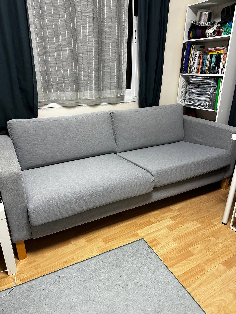 Grey 3-seater sofa 205 cm (non-folding) — — — — Limassol, Cyprus
