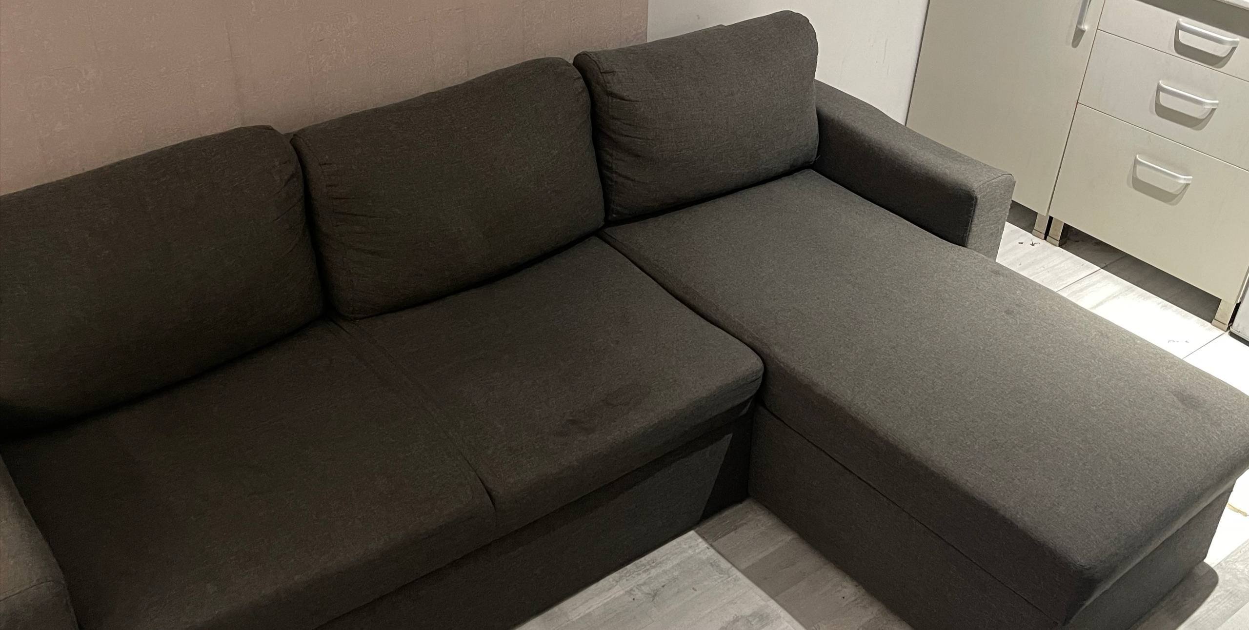 Угловой диван-кровать серый 230×165 с ящиком — used — Батуми, Грузия