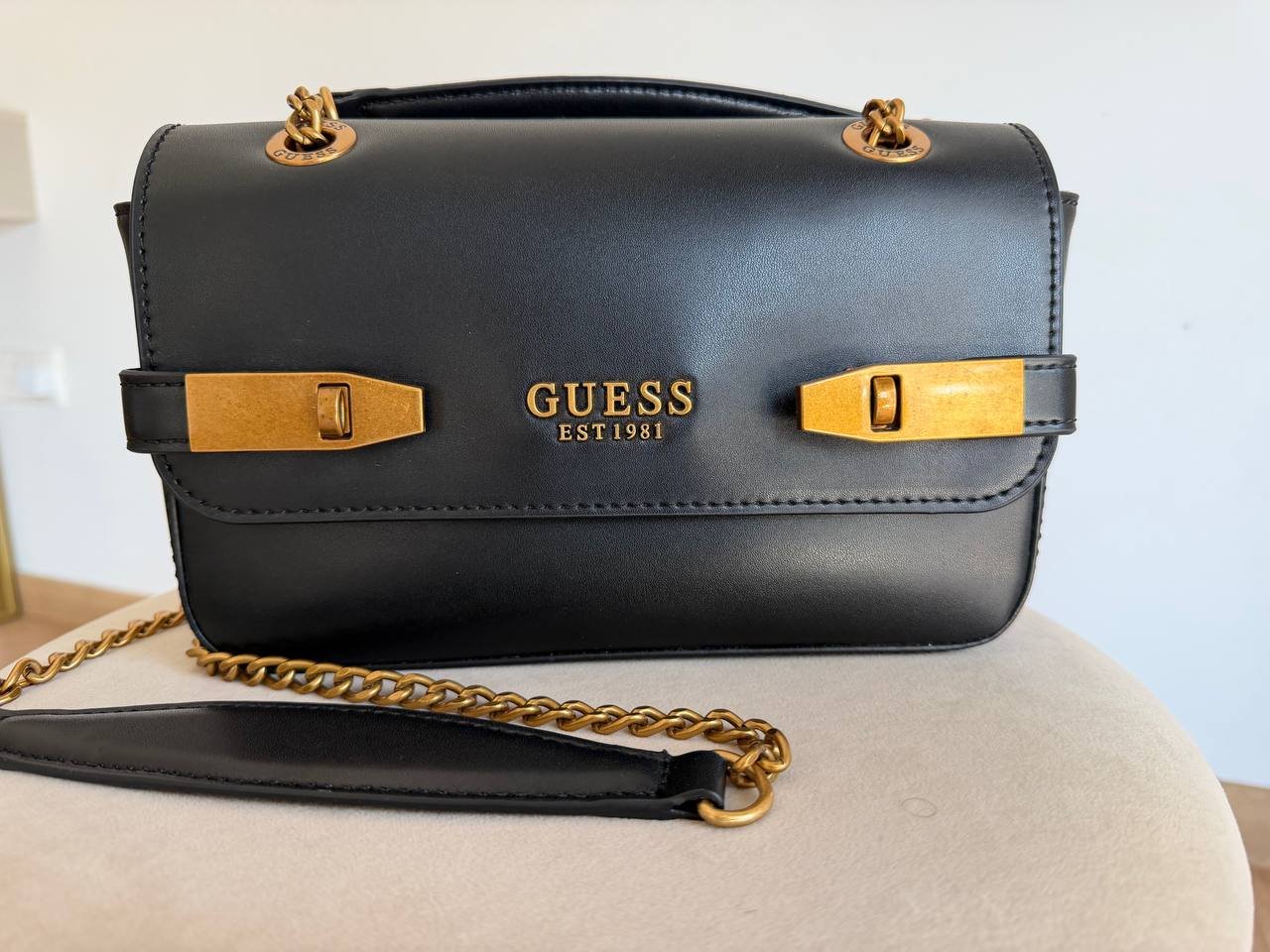 Bolso Guess nuevo, sin etiquetas — nuevo — Limasol, Chipre