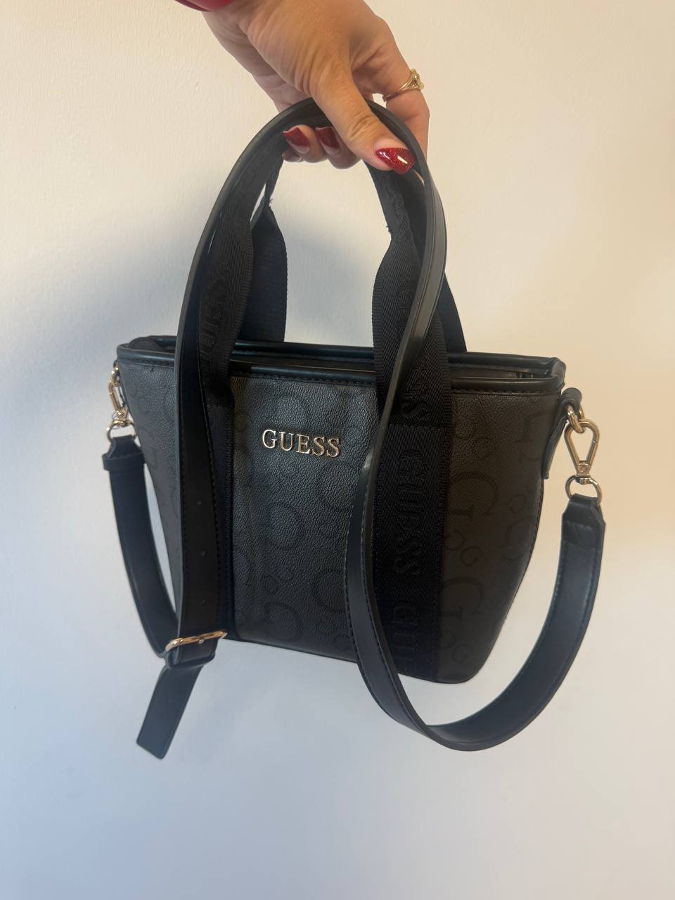 Сумка GUESS фирменная черная — Аликанте, Испания
