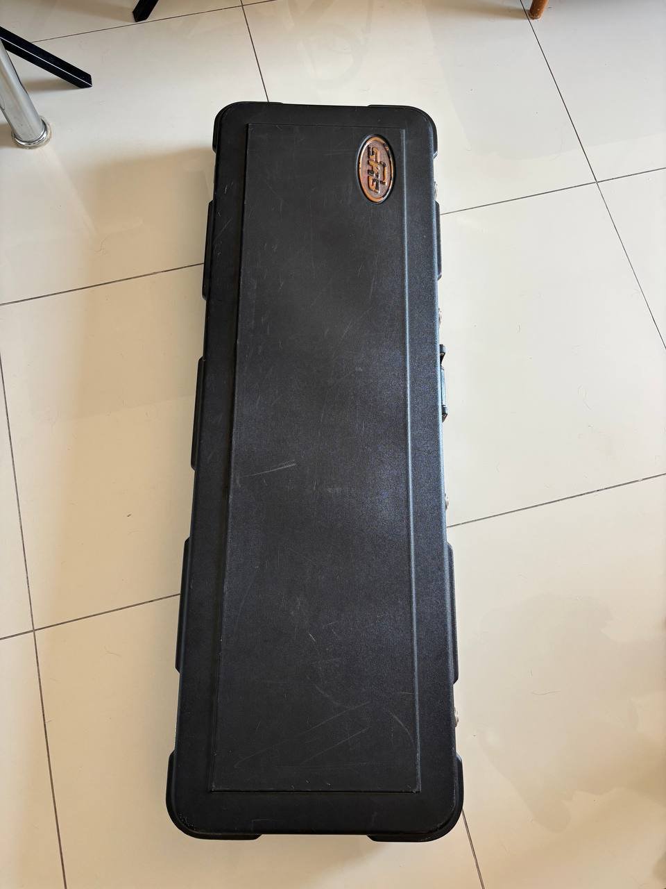 Hard case for bass guitar — Alanya, Turkey Hard case for bass guitar — Alanya, Turkey