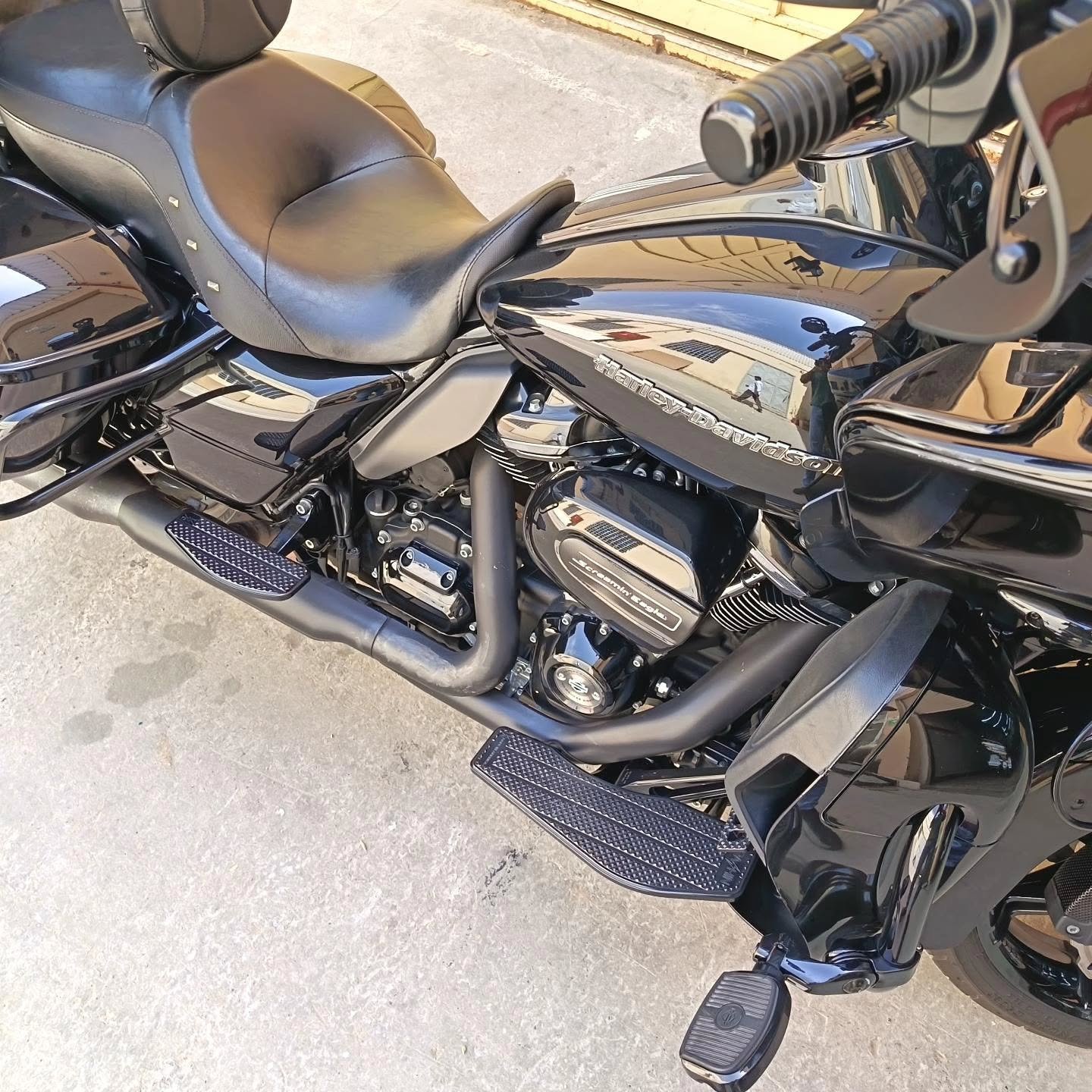 Harley-Davidson Road Glide Limited 2021 114 Black Edition — used — Dubai, UAE