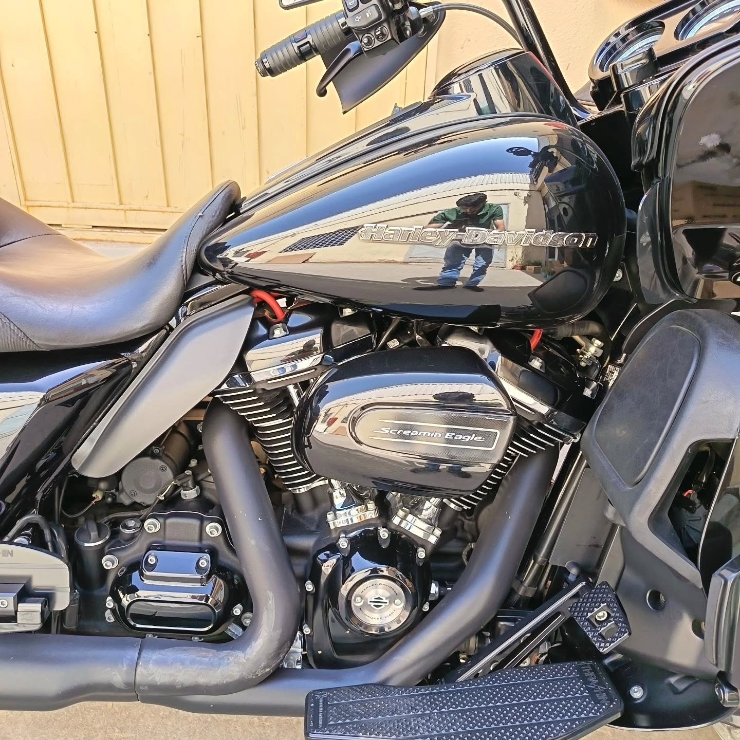 Harley-Davidson Road Glide Limited 2021 114 Black Edition — used — Dubai, UAE
