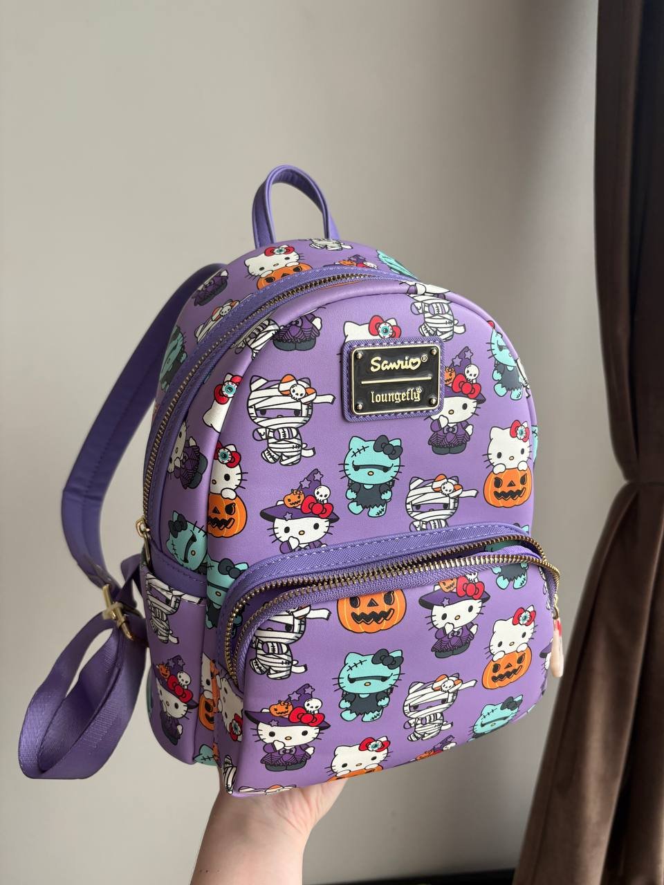 Рюкзак Hello Kitty Sanrio Loungefly, оригинал — идеальное — Батуми, Грузия