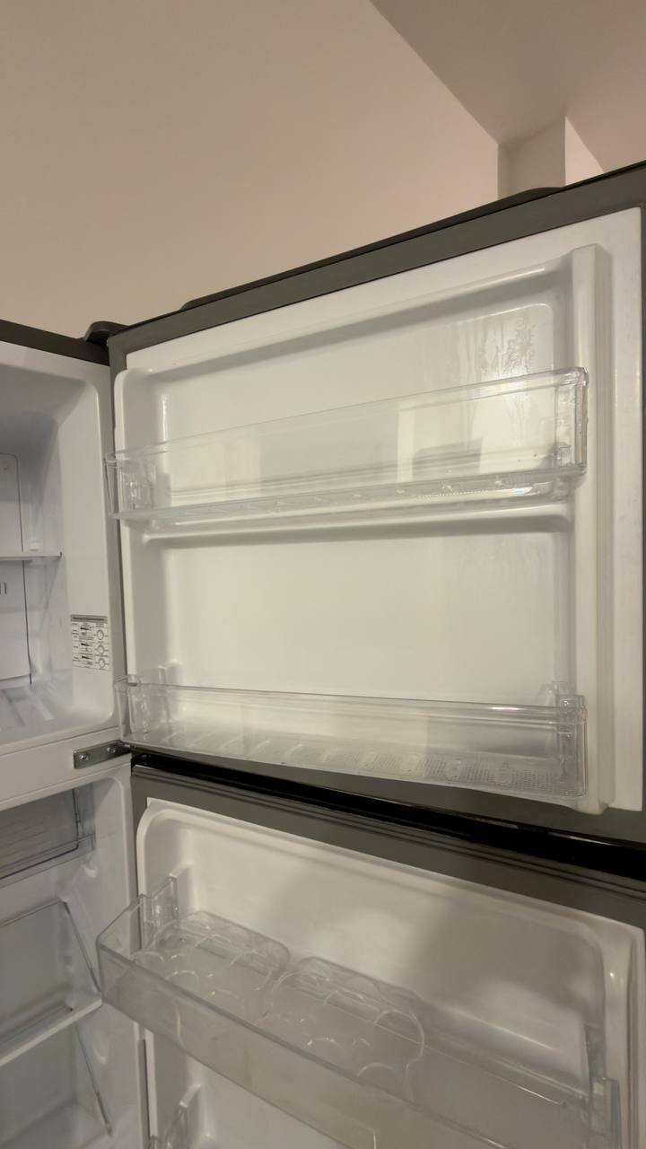 Холодильник Hisense (Fresh Zone) 300 AED — новый — Дубай, ОАЭ