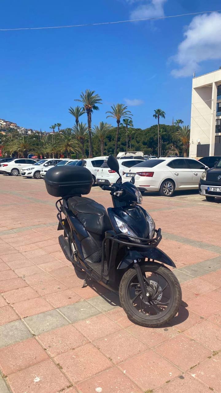 Honda Dio 2022 скутер 110cc — отличное — Аланья, Турция