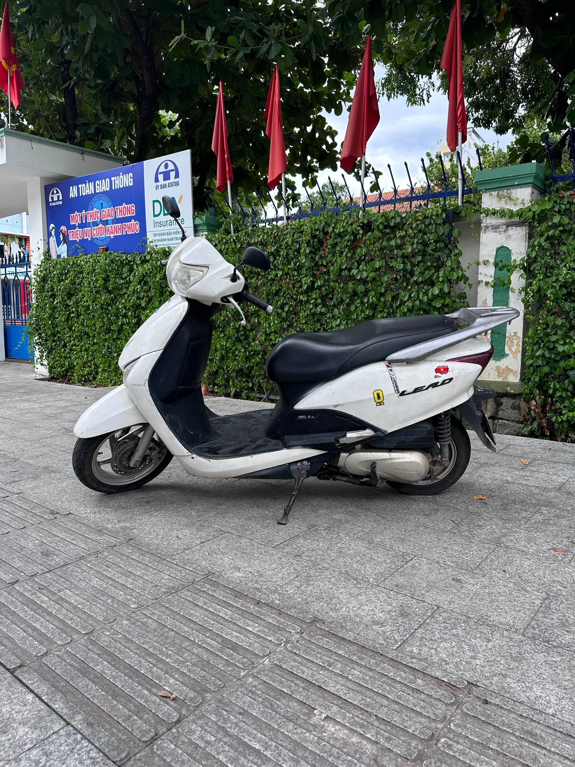 Honda Lead 2009 scooter, fully serviced — Nha Trang, Vietnam