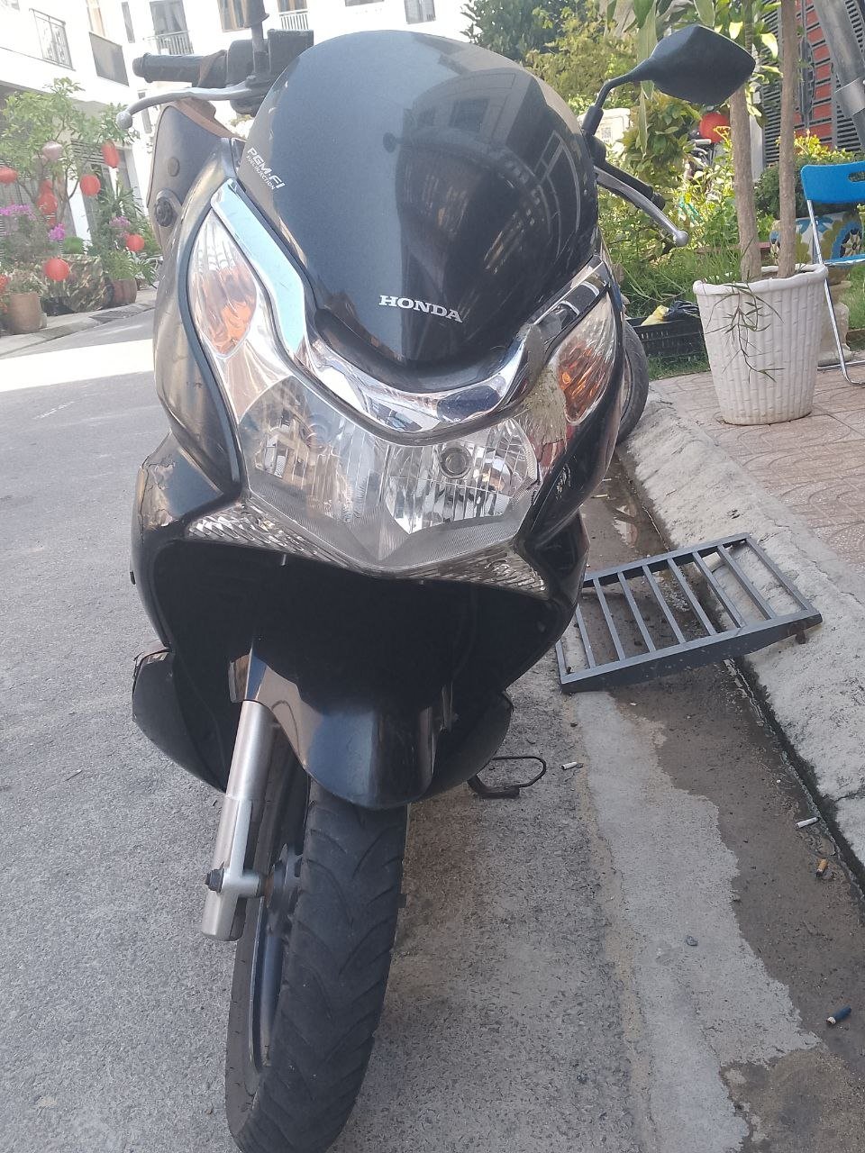 Honda PCX-125 2010 скутер, т.о. сделан, документы — Нячанг, Вьетнам