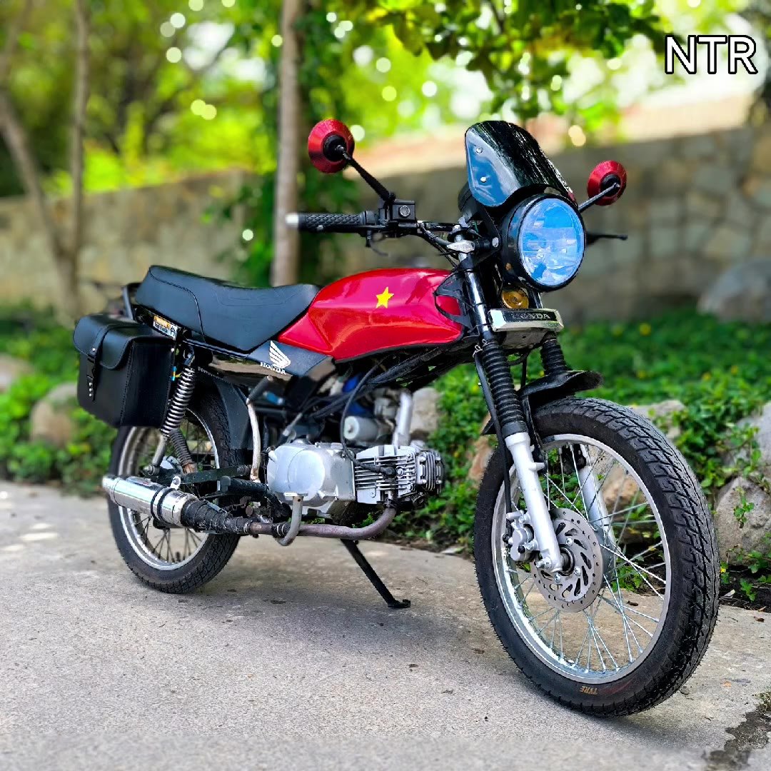 Honda Win100 motorcycle — Nha Trang, Vietnam