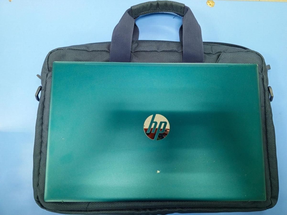 HP Pavilion 15-eh1000ur laptop — heavily worn exterior — Moscow, Russia