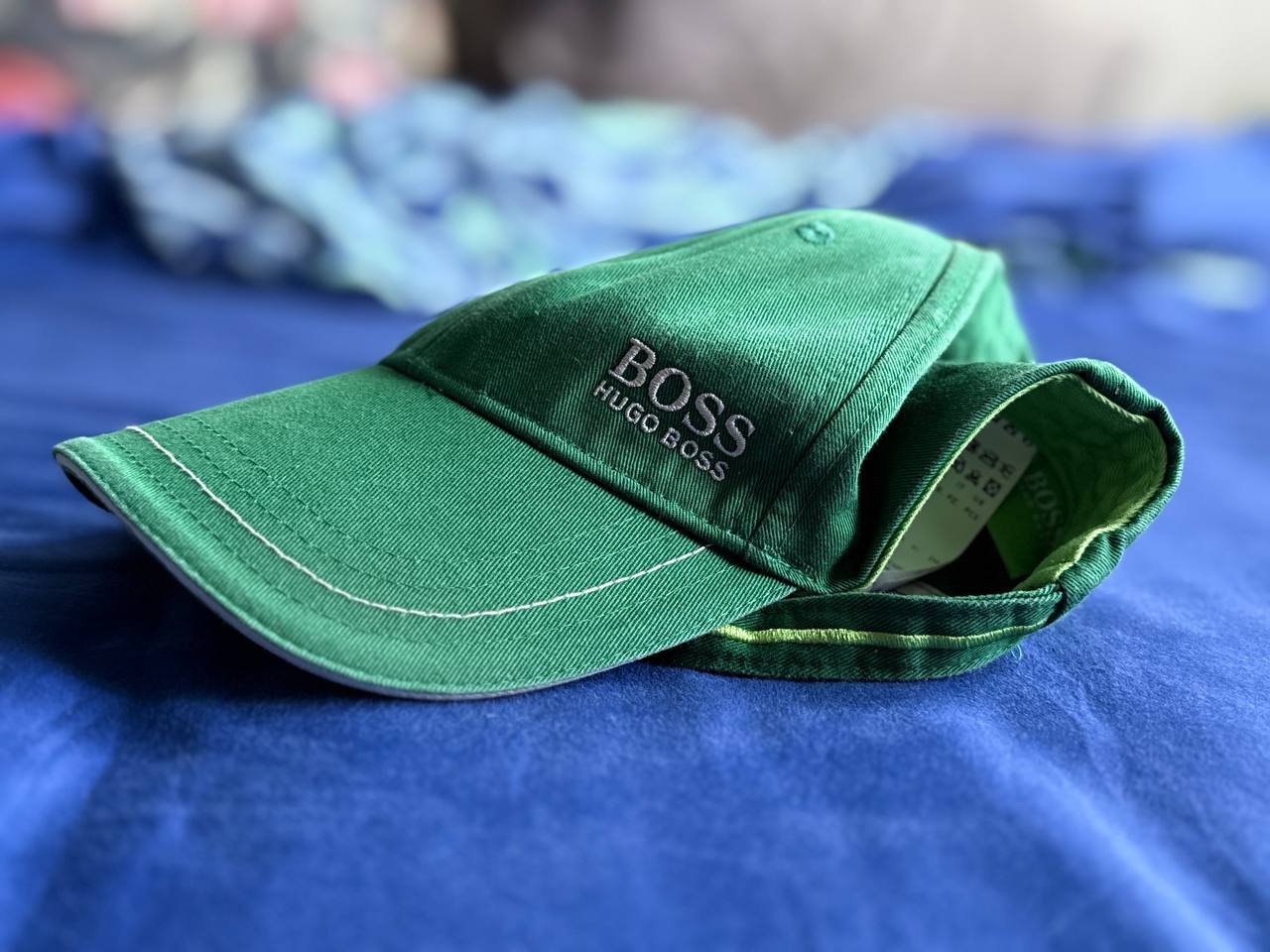 Кепка Hugo Boss зеленая, идеальное состояние — Батуми, Грузия Кепка Hugo Boss зеленая, идеальное состояние — новый — Батуми, Грузия