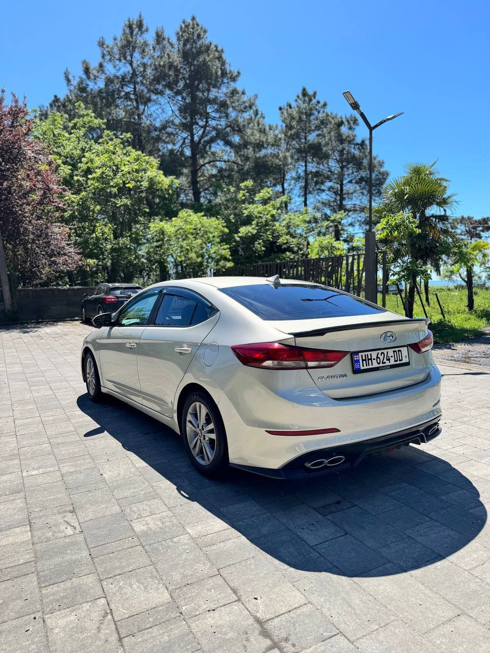Hyundai Elantra 2017 automático gasolina 2.0 — Batumi, Georgia Hyundai Elantra 2017 automático gasolina 2.0 — Batumi, Georgia