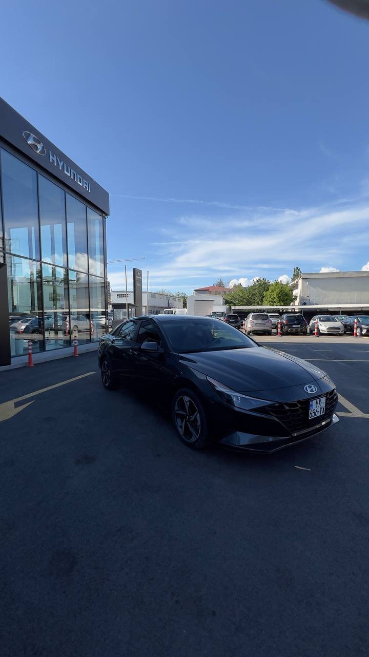 Hyundai Elantra 2023 SEL — perfect condition — Tbilisi, Georgia
