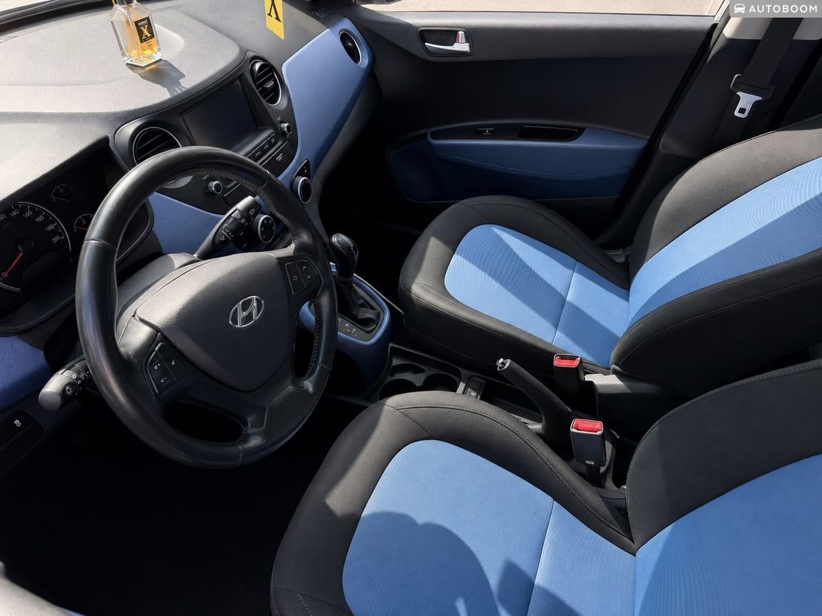 Hyundai i10 Prime 2019 silver automatic — Rishon LeZion, Israel