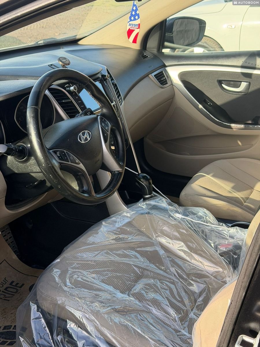 Hyundai i30 2016 Premium hatchback, automatic robot, petrol — Tel Aviv, Israel