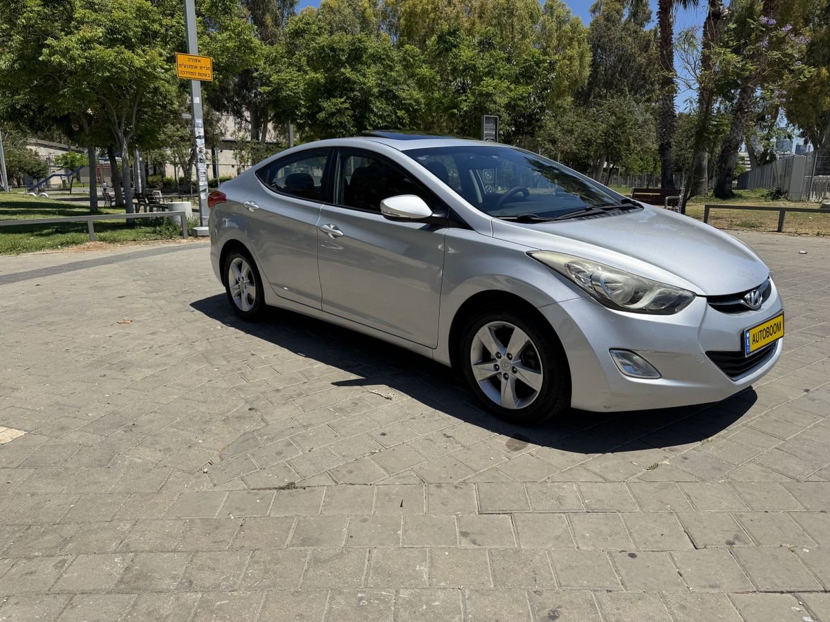 Hyundai i35 2013 silver automatic Supreme — Tel Aviv, Israel