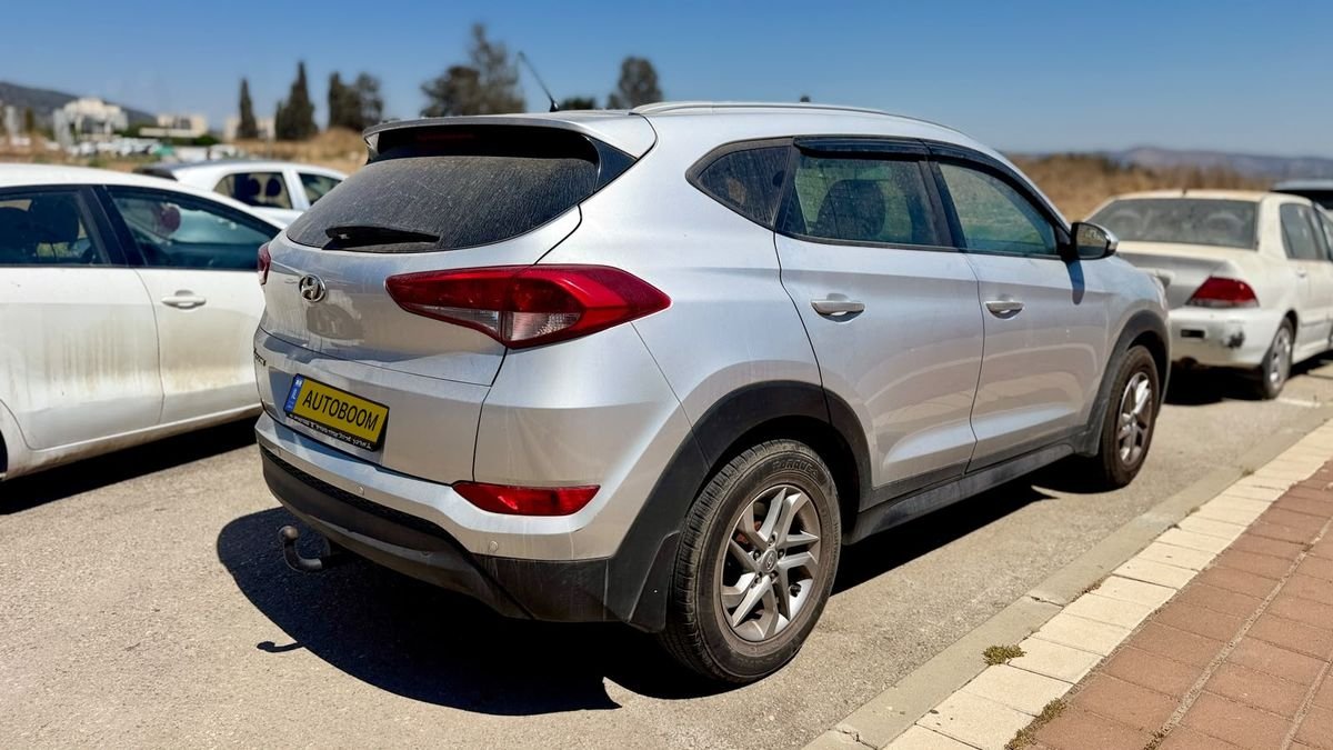 Hyundai Tucson 2018 Prime Plus, 122000 km — Tel Aviv, Israel