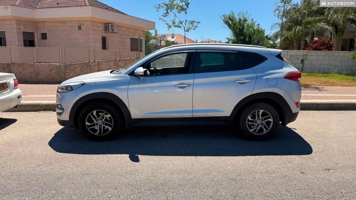 Hyundai Tucson 2018 Prime Plus, 122000 km — Tel Aviv, Israel