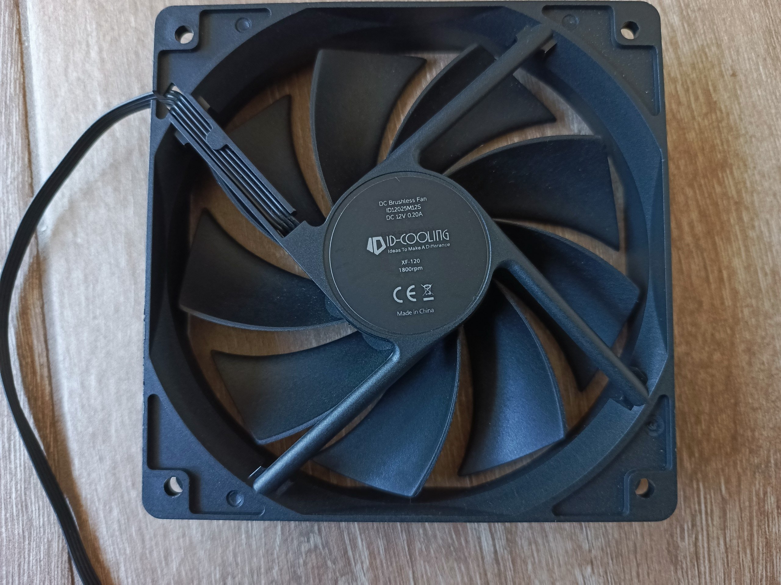 Вентиляторы для корпуса ID-COOLING XF-120 (6 шт) — Нови Сад, Сербия Вентиляторы для корпуса ID-COOLING XF-120 (6 шт) — б/у — Нови Сад, Сербия