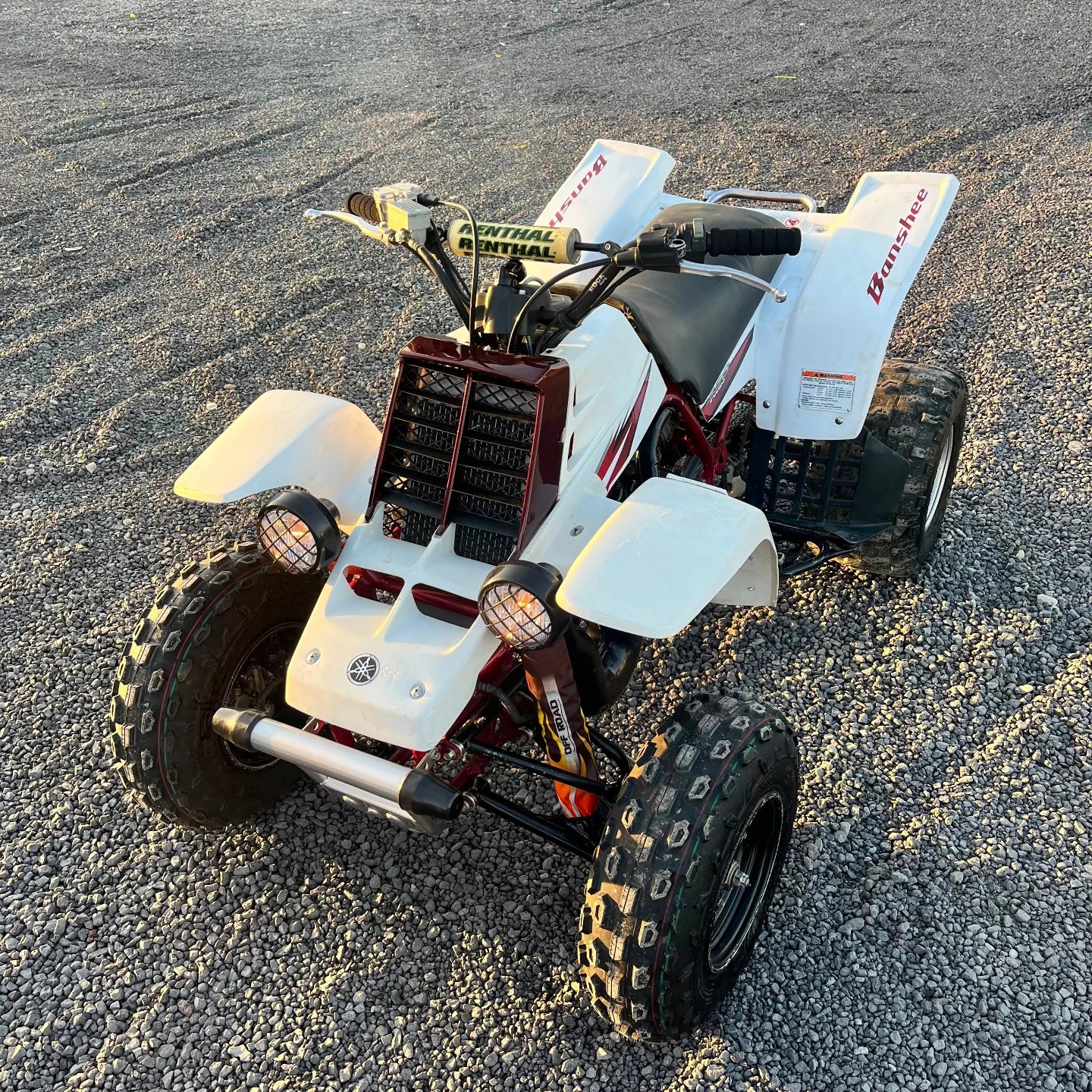 Yamaha Banshee 350 CC — новые шины и покраска (агентская) — Дубай, ОАЭ