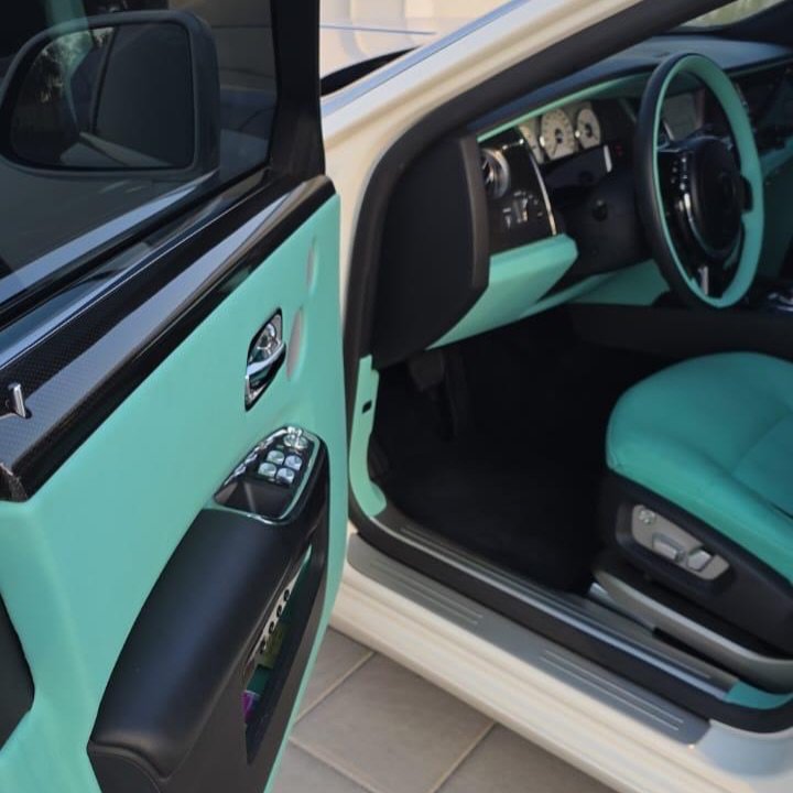 Rolls-Royce Ghost 2014 — Pintura de agencia, 62,000 km — Dubái, EAU