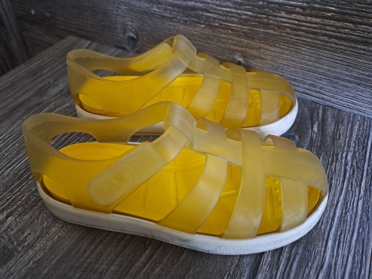 Igor sandals size 27, natural rubber — Yerevan, Armenia Igor sandals size 27, natural rubber — Yerevan, Armenia