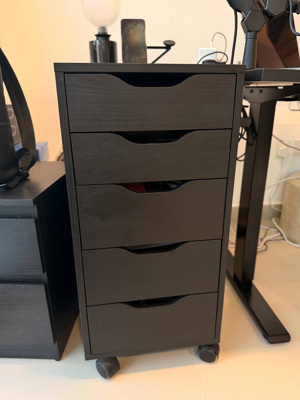 IKEA ALEX drawer unit on castors — new — Dubai, UAE