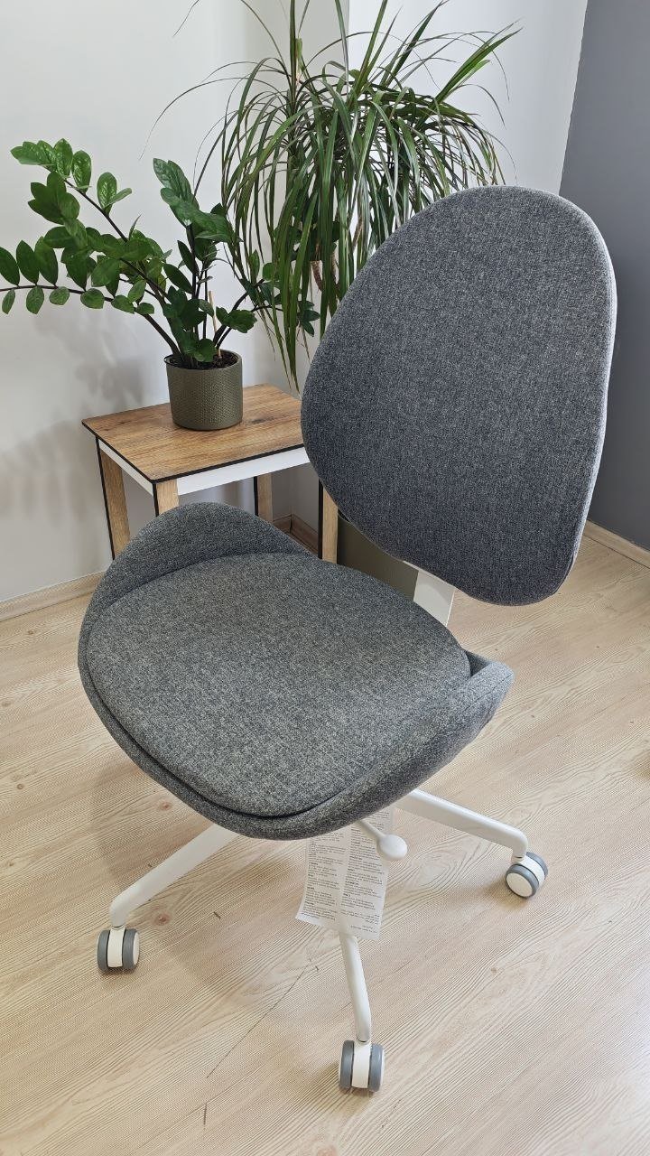 Silla de oficina IKEA HATTEFJÄLL Gunnared gris-blanco — good used — Antalya, Turquía