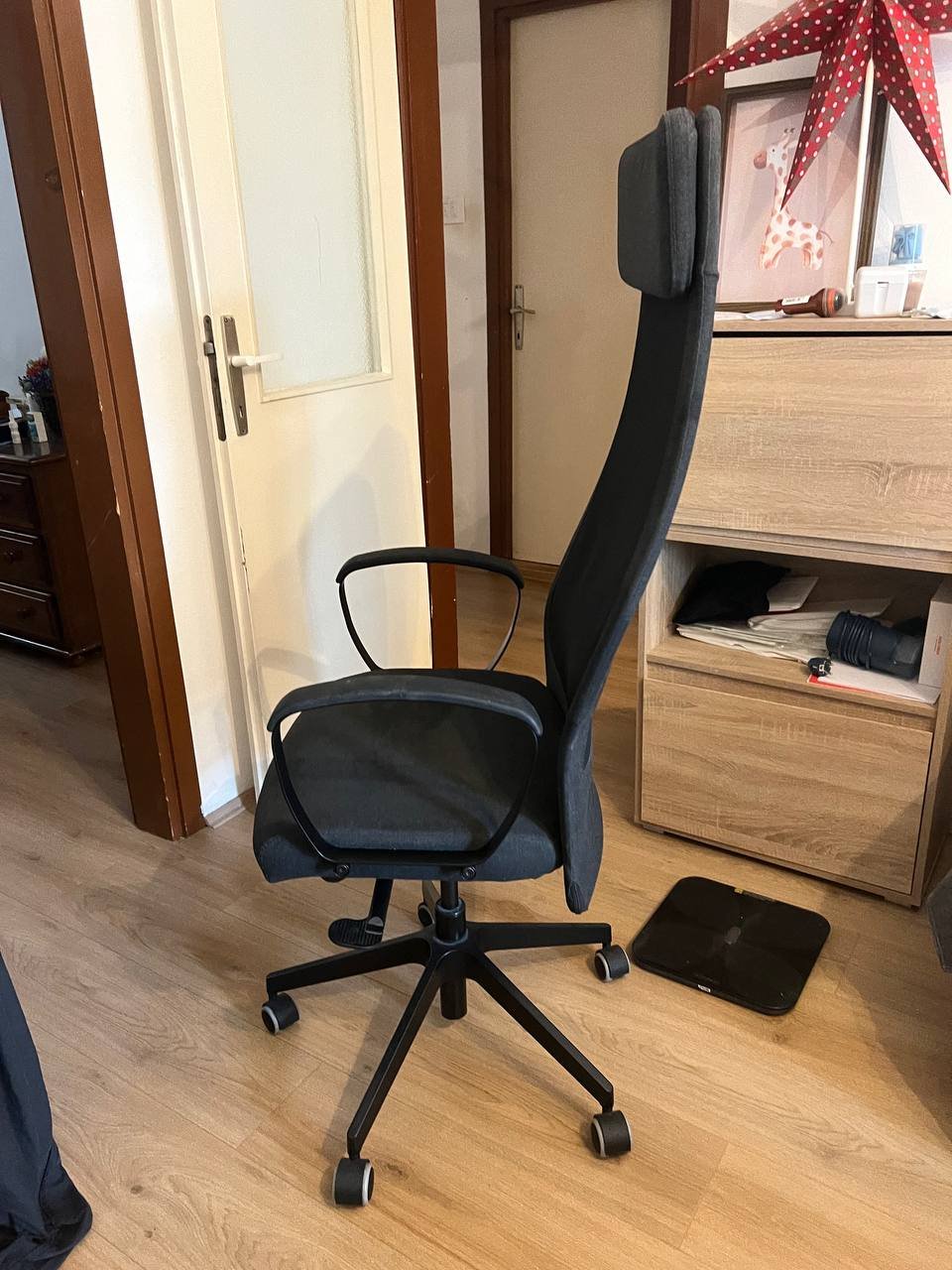 IKEA Markus office chair, 5000 din — Belgrade, Serbia