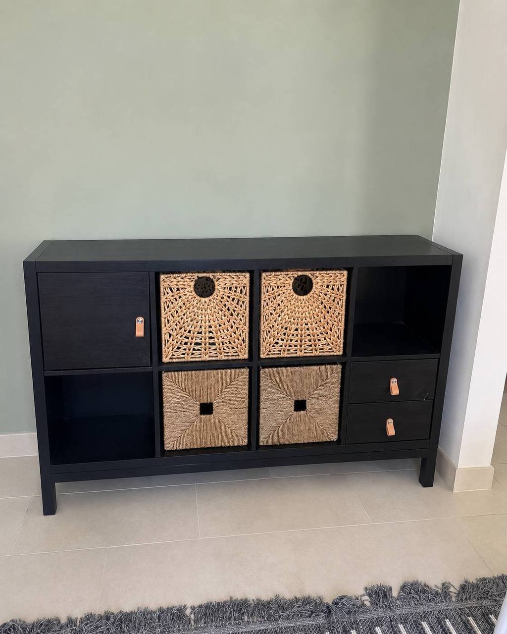 Комод IKEA с плетёными корзинами 150 AED — Дубай, ОАЭ