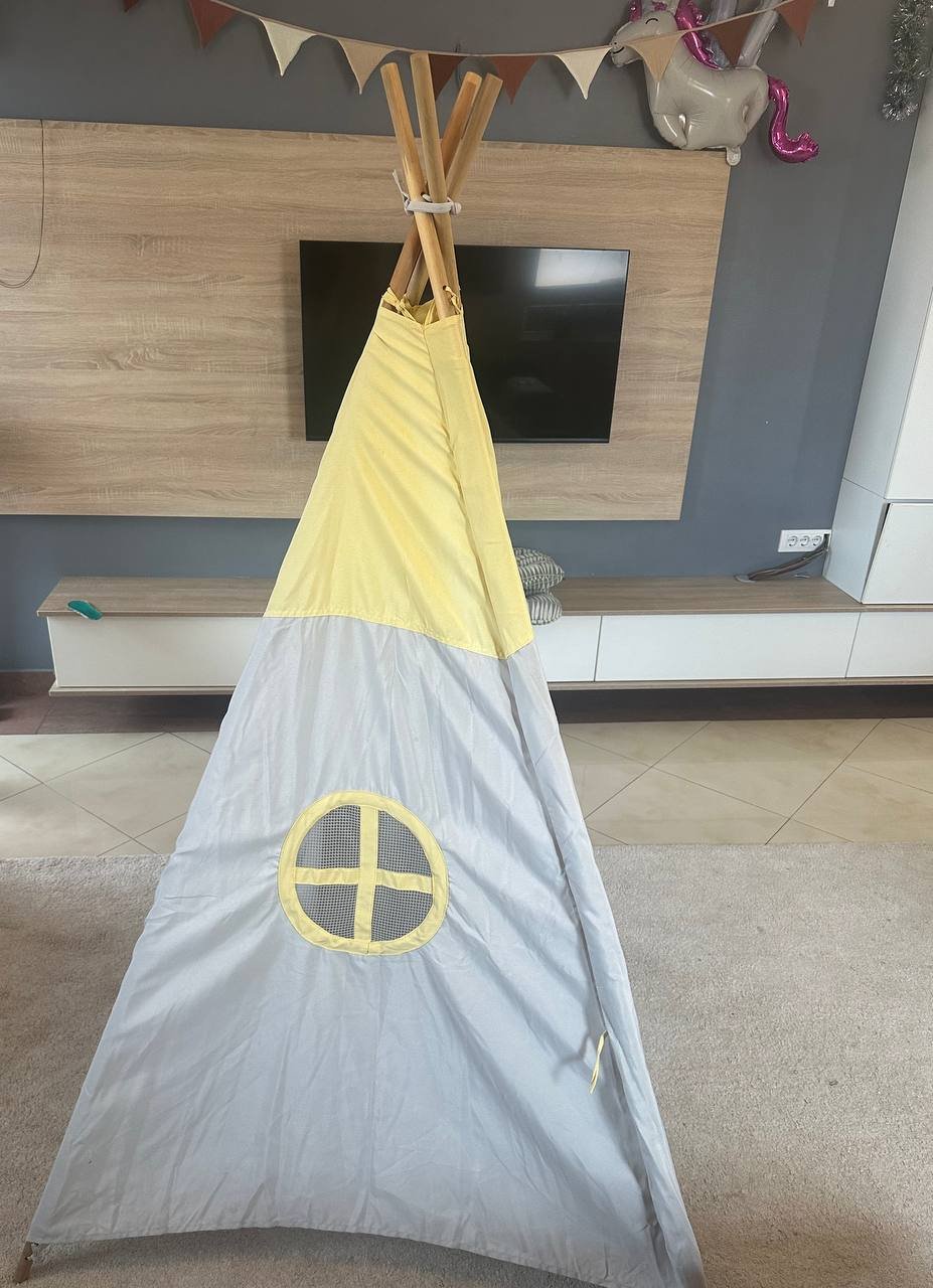 IKEA teepee tent 1000 din — Belgrade, Serbia