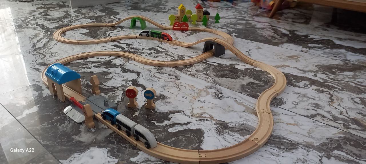 IKEA train track set 80 GEL — used — Batumi, Georgia